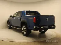 Usata VW Amarok Aventura 241 CV (177 kW) 2024 Bluazzurro Pick-up