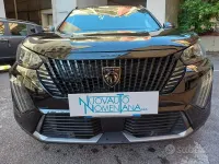 Usata Peugeot 2008 Allure 101 CV (74 kW) 2025 Nero SUV