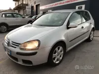 Usata VW Golf IV Comfortline 105 CV (77 kW) 2004 Grigio Berlina