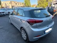 Usata Hyundai i20 Classic 75 CV (55 kW) 2015 Grigio Berlina
