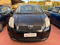 Usata Toyota Yaris 69 CV (50 kW) 2007 Nero Utilitaria
