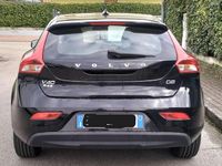 Usata Volvo V40 Kinetic 120 CV (88 kW) 2017 Nero Berlina