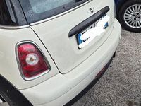 Begagnad Mini ONE 2010 Vit Halvkombi