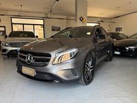 Usata Mercedes GLA200 137 CV (100 kW) 2014 Grigio SUV