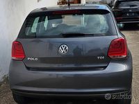 Usata VW Polo 90 CV (66 kW) 2011 Grigio Berlina