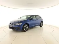 Usata VW Polo Life 95 CV (69 kW) 2023 Reef blue metallizzato Utilitaria