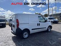 Usata Fiat Doblò 105 CV (77 kW) 2021 Bianco Monovolume