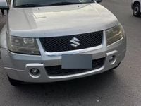 Usata Suzuki Vitara 129 CV (94 kW) 2005 Grigio SUV