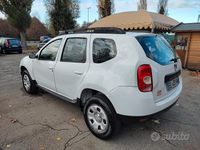 Usata Dacia Duster Lauréate 110 CV (80 kW) 2012 Bianco Station wagon