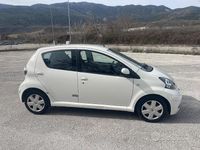 Usata Toyota Aygo 67 CV (49 kW) 2012 Utilitaria
