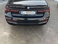 Usata BMW 730 286 CV (210 kW) 2022 Blu/azzurro Berlina