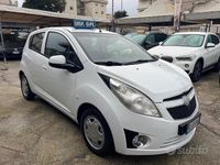 Usata Chevrolet Spark 65 CV (47 kW) 2011 Bianco Utilitaria