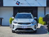 Usata Kia Stonic Style 84 CV (61 kW) 2022 Argento SUV