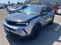 Usado Opel Mokka GS Line 131 CV (96 kW) 2022 Gris SUV