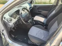 Usata Ford Fiesta Ghia 68 CV (50 kW) 2008 Argento Utilitaria