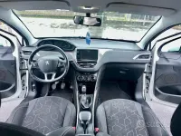 Usata Peugeot 2008 68 CV (50 kW) 2013 Bianco SUV
