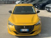 Usata Peugeot 208 Active 75 CV (55 kW) 2023 Giallo Utilitaria