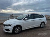 Usata Fiat Tipo 120 CV (88 kW) 2019 Bianco Station wagon