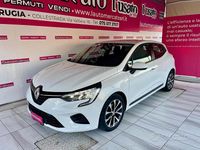 Używany Renault Clio V Zen 100 KM (73 kW) 2021 Biały Sedan/Limuzyna