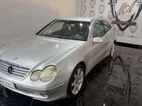 Usata Mercedes C220 143 CV (105 kW) 2002 Grigio Coupé