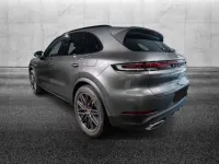 Usata Porsche Cayenne 470 CV (345 kW) 2024 Grigio SUV