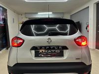 Usata Renault Captur Life 90 CV (66 kW) 2017 Grigio SUV
