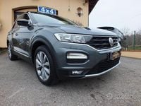 Usata VW T-Roc 150 CV (110 kW) 2018 Grigio SUV