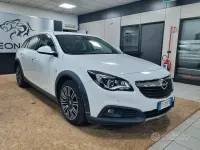 Usata Opel Insignia 170 CV (125 kW) 2016 Bianco Station wagon