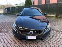 Usata Volvo V60 Summum 120 CV (88 kW) 2017 Grigio Station wagon