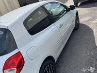 Usata Renault Clio II 65 CV (47 kW) 2009 Berlina