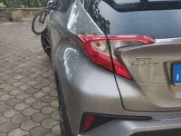 Usata Toyota C-HR Active 98 CV (72 kW) 2017 Argento SUV
