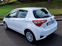 Usata Toyota Yaris Hybrid 73 CV (53 kW) 2019 Nero Berlina