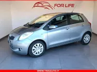 Usata Toyota Yaris Sol 87 CV (63 kW) 2006 Grigio Utilitaria