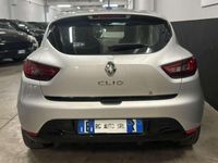 Usata Renault Clio IV 73 CV (53 kW) 2013 Argento Berlina