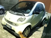 Usata Smart ForTwo Coupé 61 CV (44 kW) 2006 Giallo Coupé