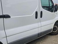 Usata Nissan Primastar 114 CV (83 kW) 2010 Bianco Monovolume