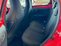 Usata Peugeot 108 Active 72 CV (52 kW) 2020 Rosso Berlina