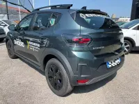 Nuova Dacia Sandero Extreme 122 CV (89 kW) 2026 Verde Berlina