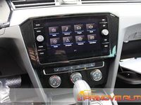 Usata VW Passat Style 150 CV (110 kW) 2023 Grigio Station wagon