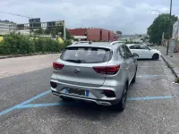 Usata MG ZS Luxury 111 CV (81 kW) 2024 Argento SUV
