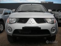 Usata Mitsubishi L200 Intense 136 CV (100 kW) 2011 Grigio Pick-up