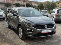 Usata VW T-Roc Advance 150 CV (110 kW) 2019 Grigio SUV
