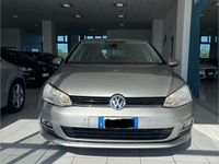 Usata VW Golf VII Highline 104 CV (76 kW) 2014 Argento Berlina