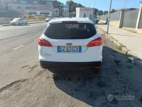 Usata Ford Focus Titanium 120 CV (88 kW) 2015 Bianco Station wagon