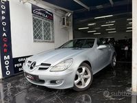 Usata Mercedes SLK200 163 CV (119 kW) 2004 Grigio Cabrio