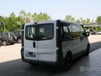Usata Opel Vivaro 2003 Bianco Monovolume