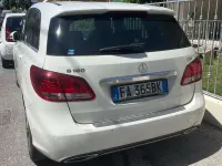 Usata Mercedes B180 109 CV (80 kW) 2015 Bianco Utilitaria