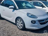 Usata Opel Adam 70 CV (51 kW) 2015 Bianco Utilitaria