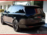 Usata Land Rover Range Rover HSE 351 CV (258 kW) 2024 Nero SUV