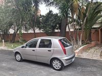 Usata Fiat Punto 80 CV (58 kW) 2003 Grigio Utilitaria